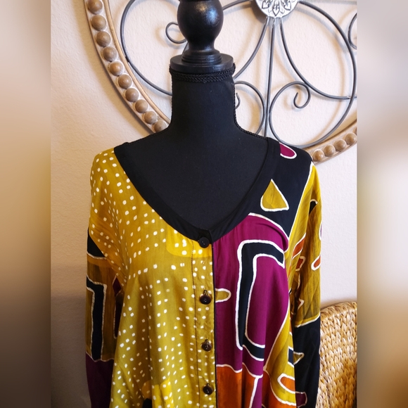 Lyng Stylish Multicolor Button Front Women's Top - Picture 2 of 9